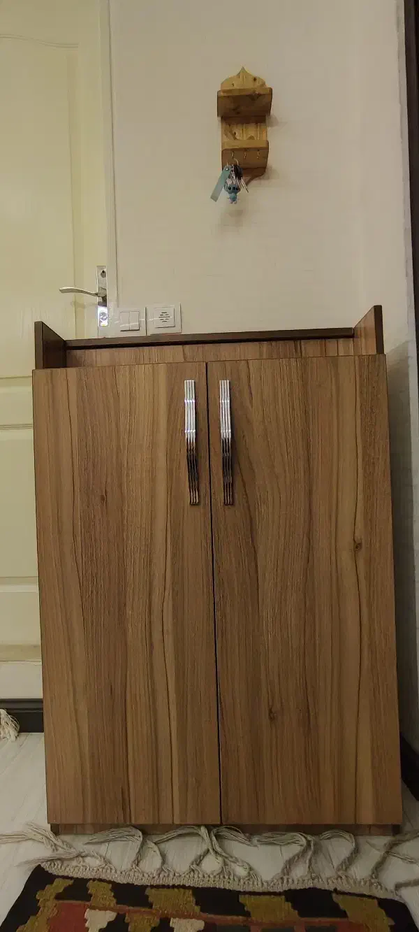 جاکفشی|جاکفشی، کمد، دراور|آبیک, |دیوار