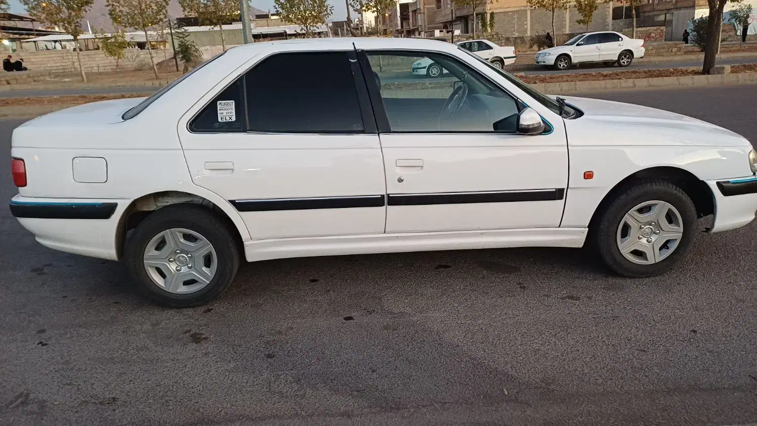 پژو پارس ۱۳۹۰دوگانه کارخانه|خودرو سواری و وانت|بانه, |دیوار