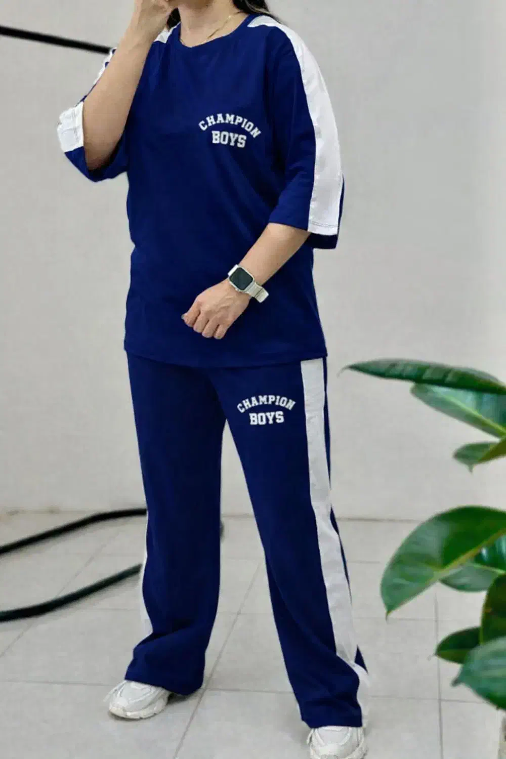 تولیدی پوشاک|لباس|شاهین‌شهر, فردوسی|دیوار