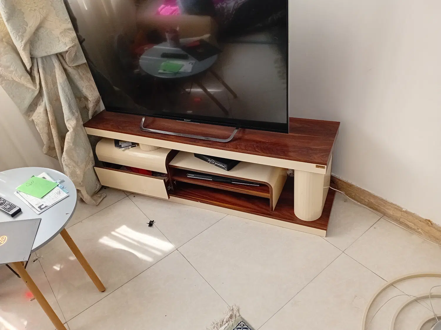 میز tv|میز تلویزیون|رشت, بوسار|دیوار