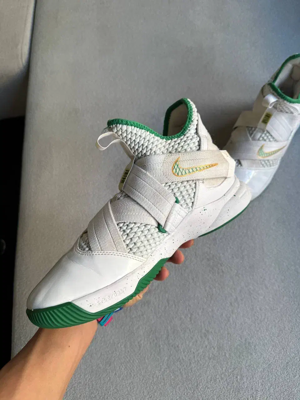 نایکی|کیف، کفش، کمربند|نسیم‌شهر, |دیوار