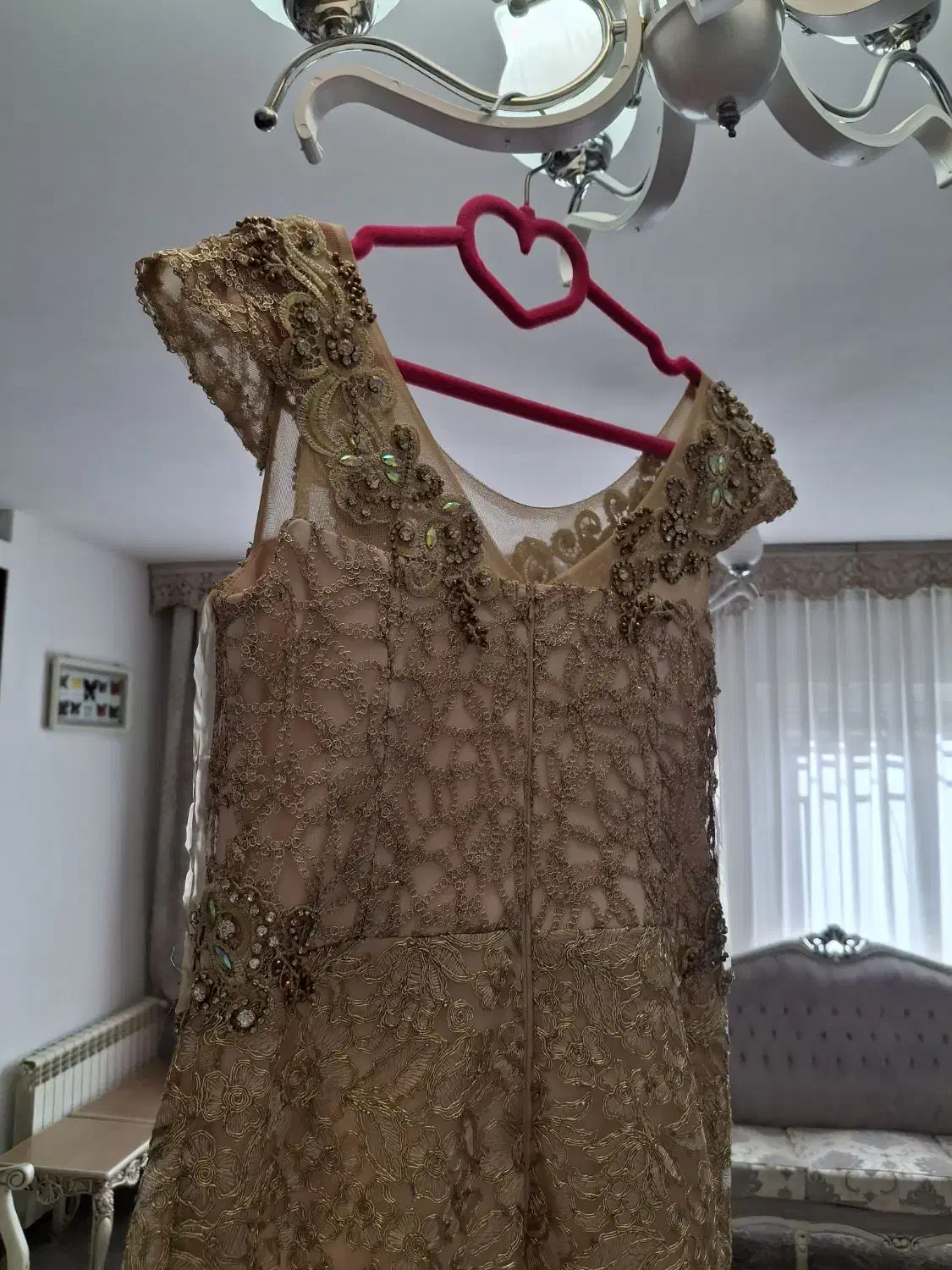 لباس مجلسی|لباس|پردیس, فاز ۱|دیوار