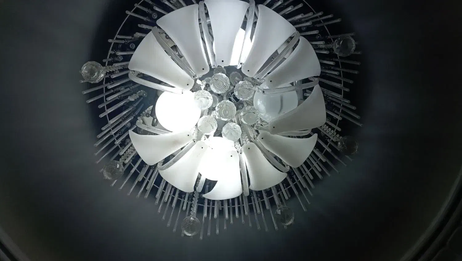 لوستر|لوستر و چراغ آویز|رشت, اسماعیل آباد|دیوار