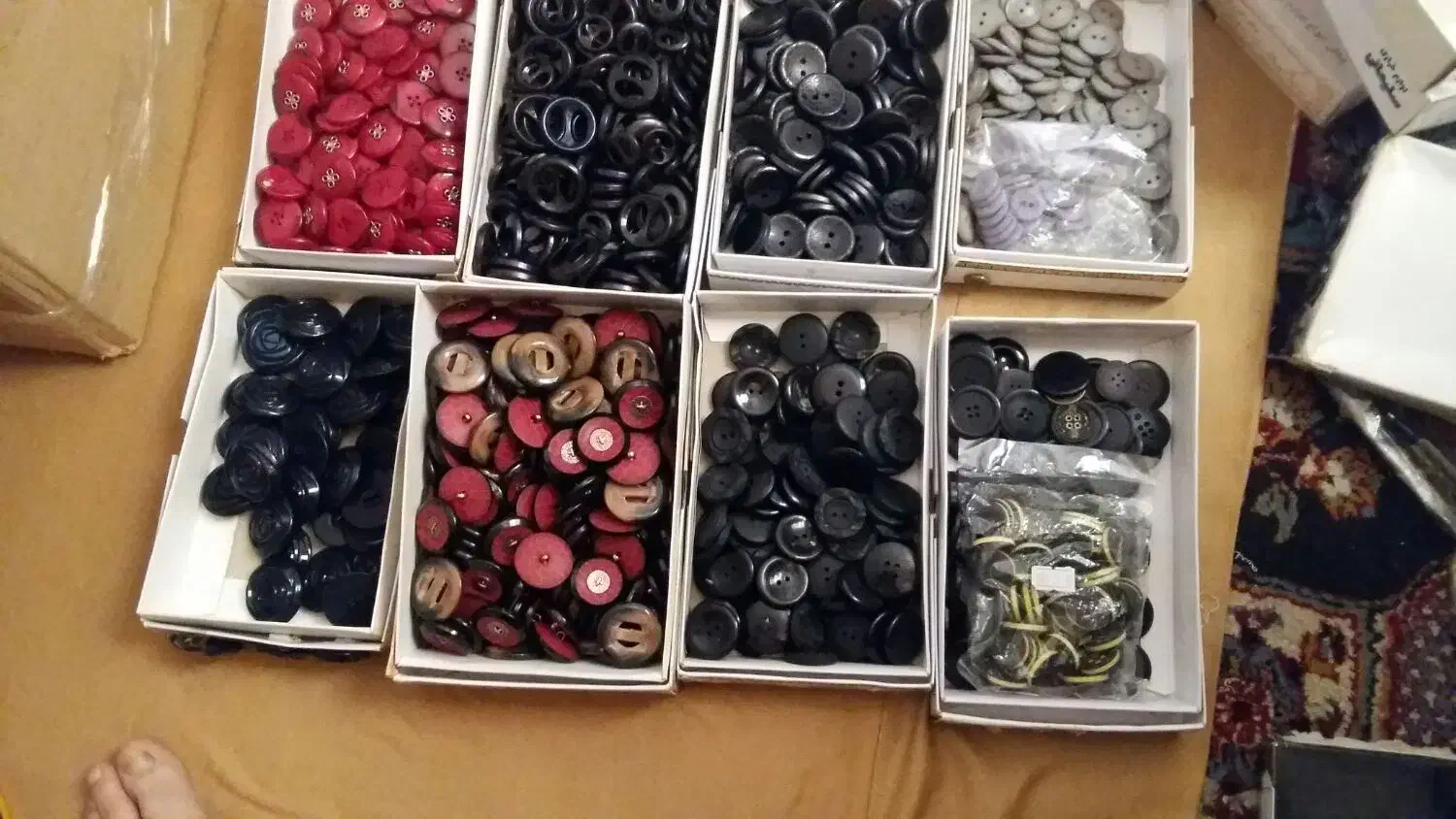 دکمه حراجی|لوازم خیاطی و بافتنی|کرج, کیانمهر|دیوار