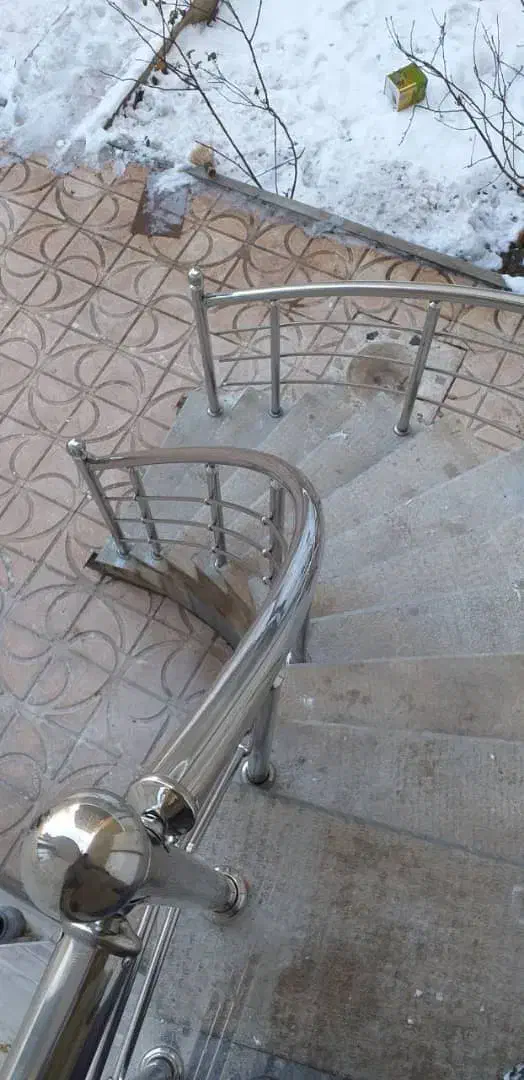 فروش کاغذدیواری در نواع طرح ها و نصب نرده استیل|خدمات پیشه و مهارت|خوی, |دیوار