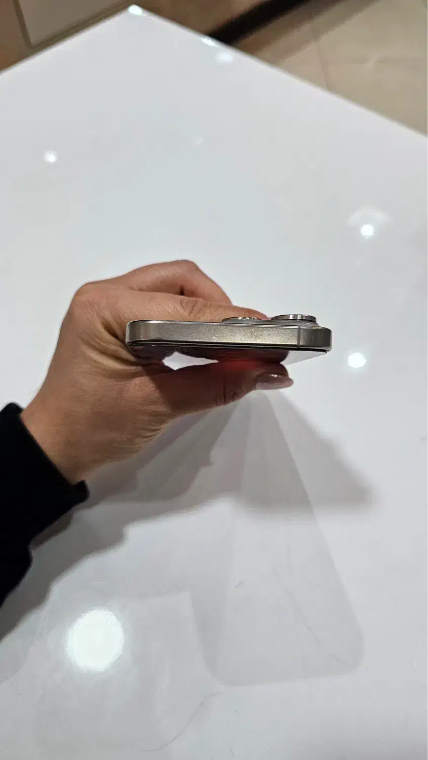 آیفون 16 پرومکس 256|موبایل|ساری, |دیوار