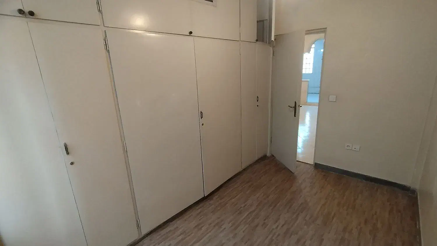 ۶۵ متر دو خوابه/ ویو میدان