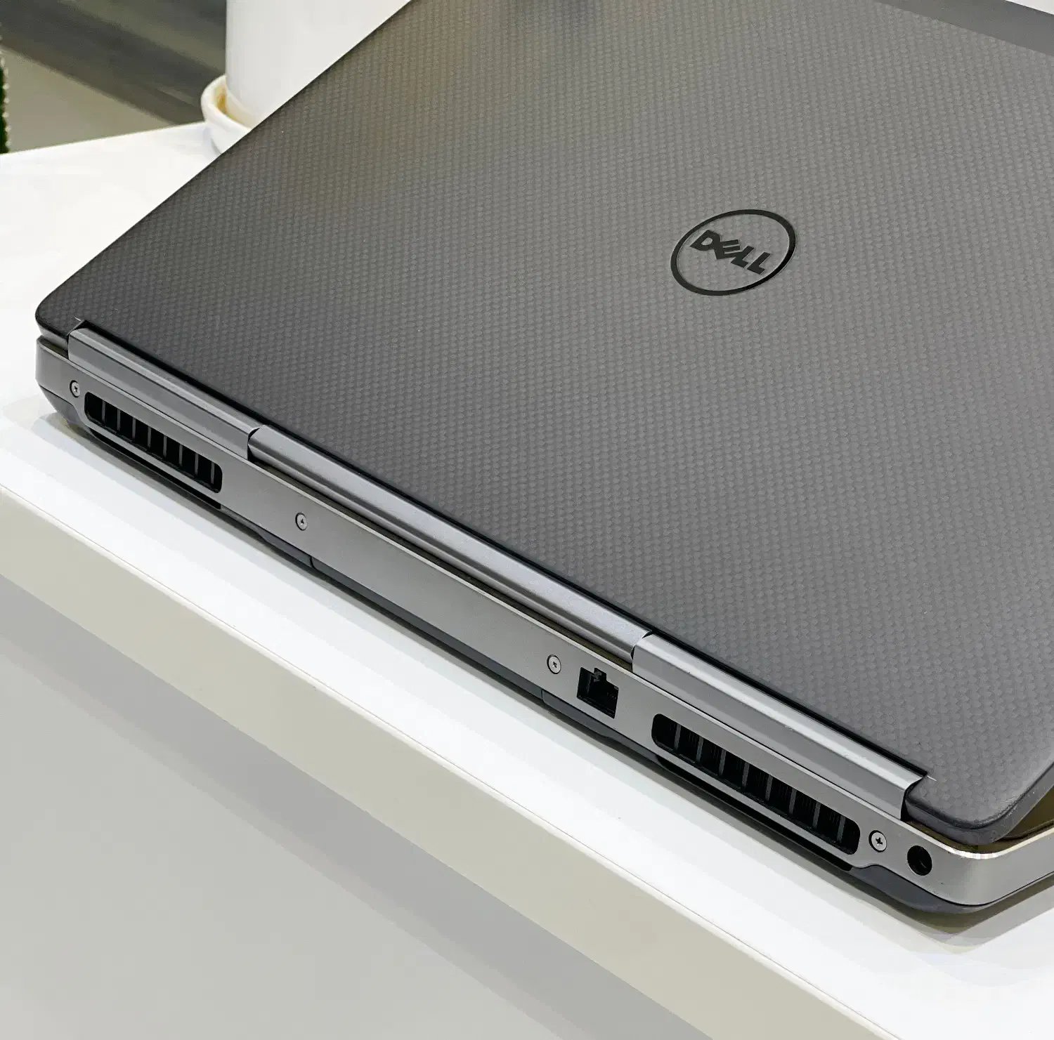 غول رندر گیمینگ Dell 7720 گرافیک 8 گیگ 17 اینچ 4K|رایانه همراه|شیراز, عفیف‌آباد|دیوار