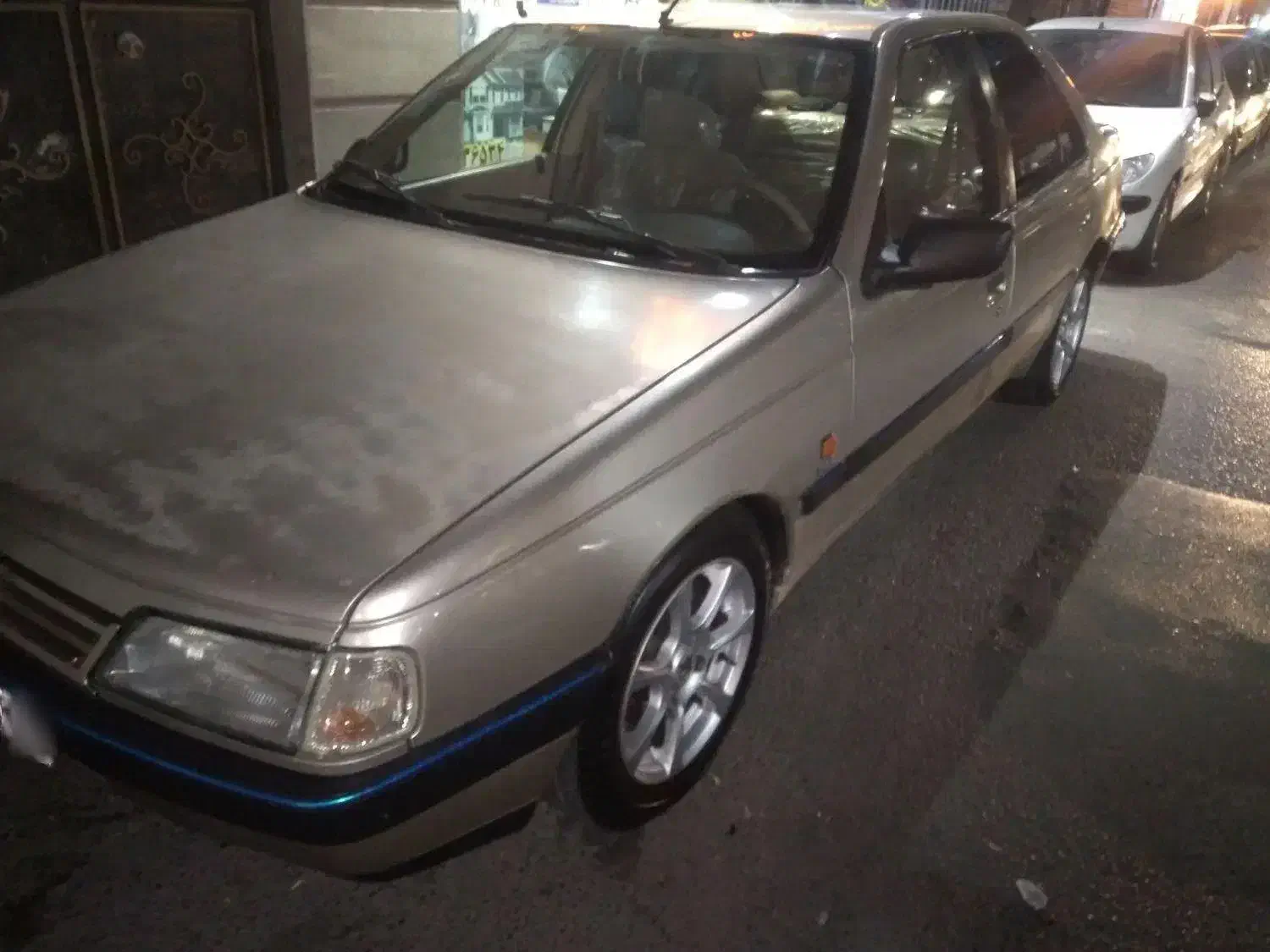 پژو ۴۰۵ GLX مدل ۸۷ رنگ بژ داخل کرم|خودرو سواری و وانت|باقرشهر, |دیوار