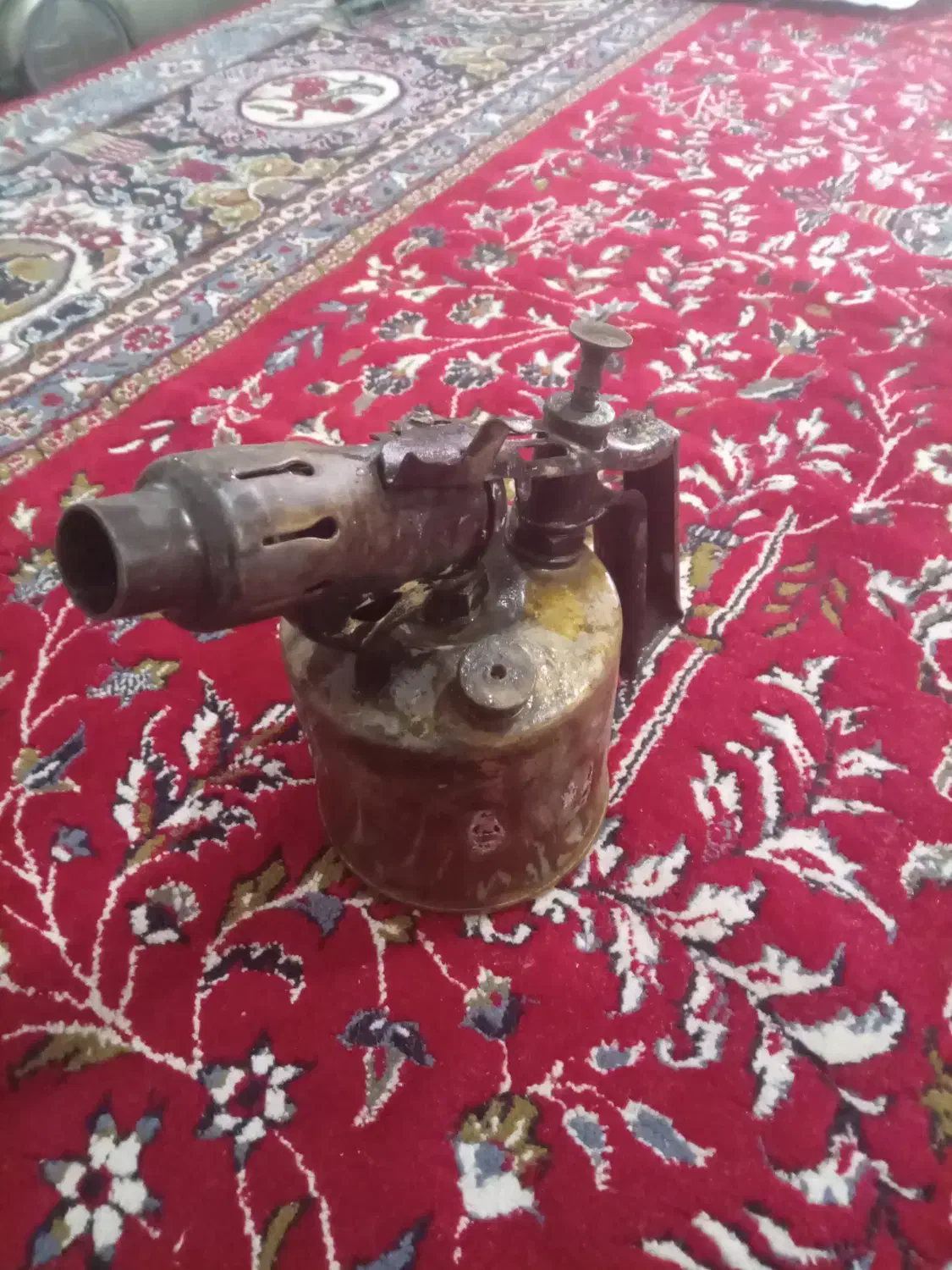 چراغ برنجی|کلکسیون اشیاء عتیقه|مشهد, تبادکان|دیوار