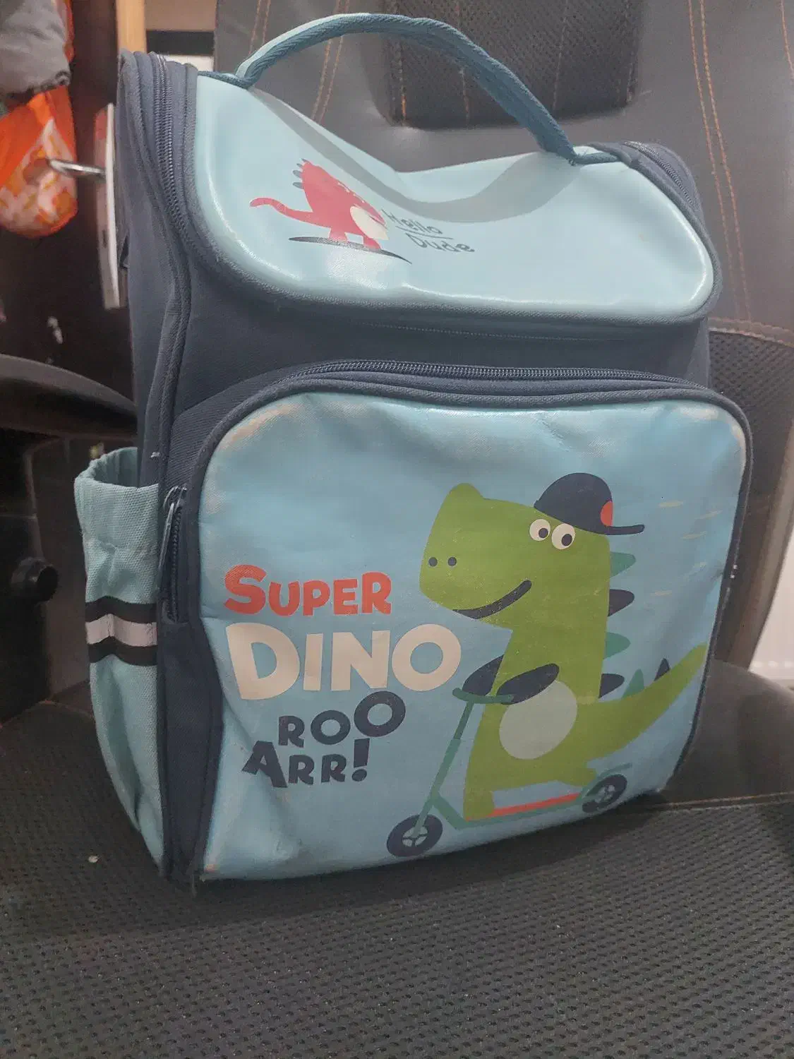 کیف مدرسه|کیف، کفش، کمربند|بوئین زهرا, |دیوار