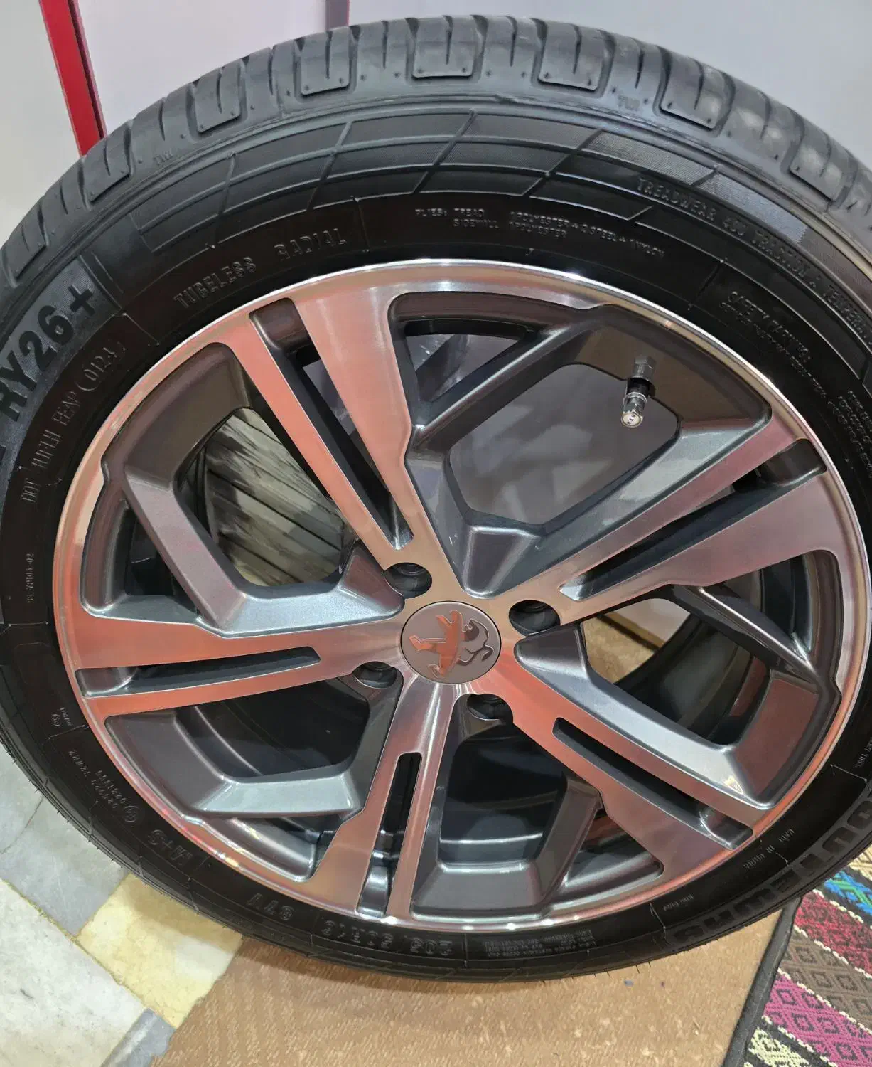 رینگکربن سایز ۱۶ دودی ورخ تراش با لاستیک چینی|قطعات یدکی و لوازم جانبی|عقدا, |دیوار