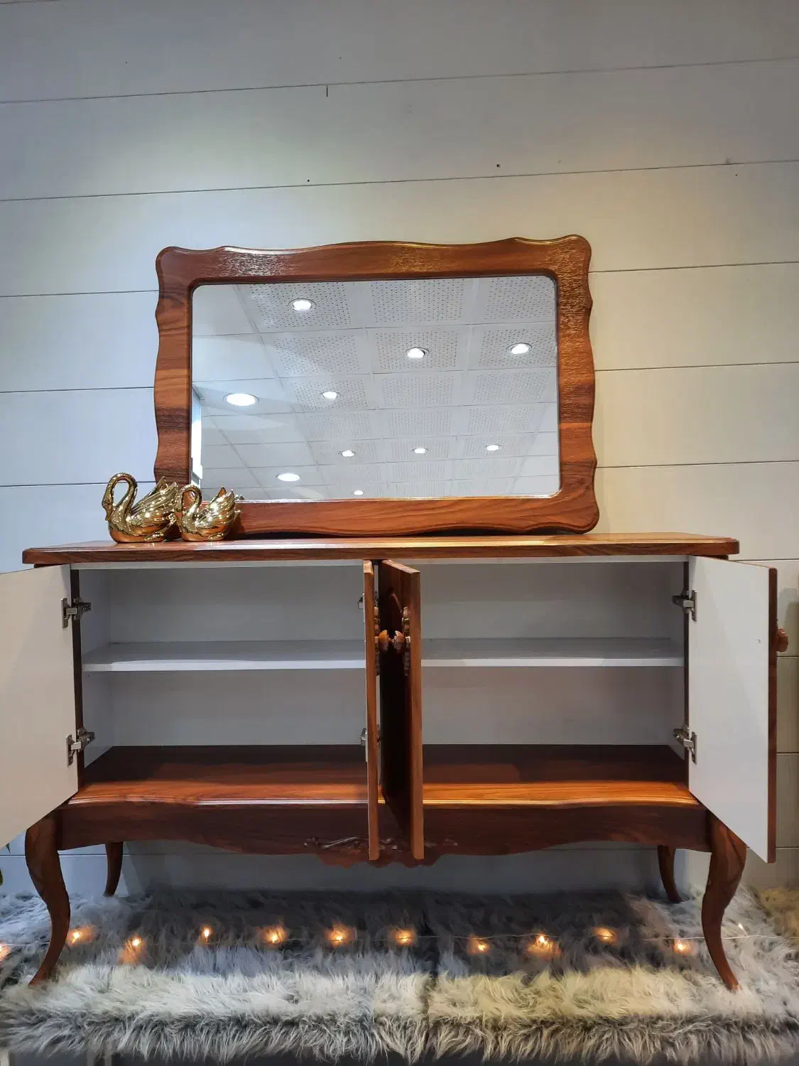 کنسول شرکتی|بوفه، ویترین، کنسول|قم, شاه ابراهیم|دیوار