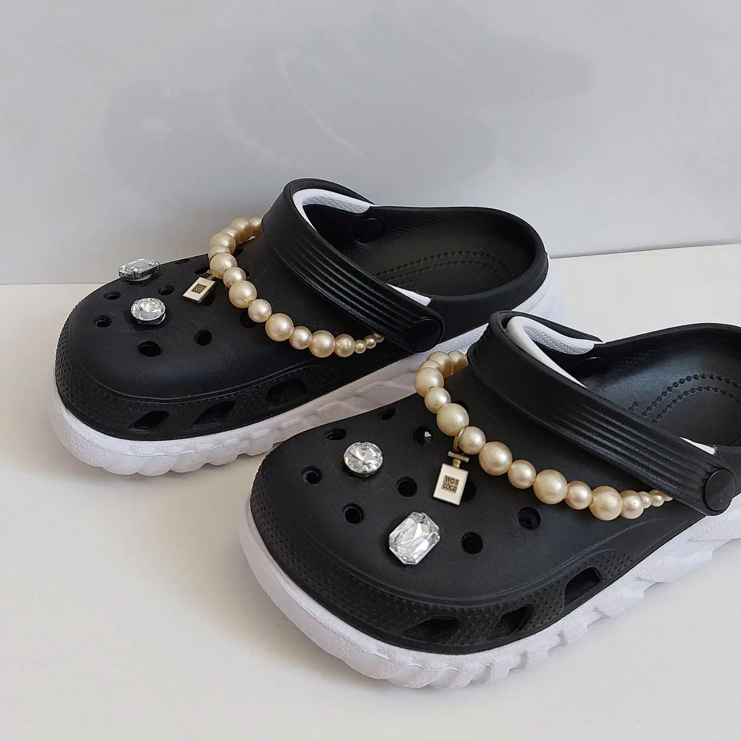 کراکس|کیف، کفش، کمربند|شیراز, میانرود|دیوار