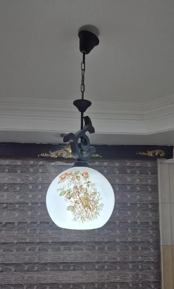 لوستر اتاق خواب و آشپزخانه|لوستر و چراغ آویز|تهران, نیروی هوایی (پیروزی)|دیوار