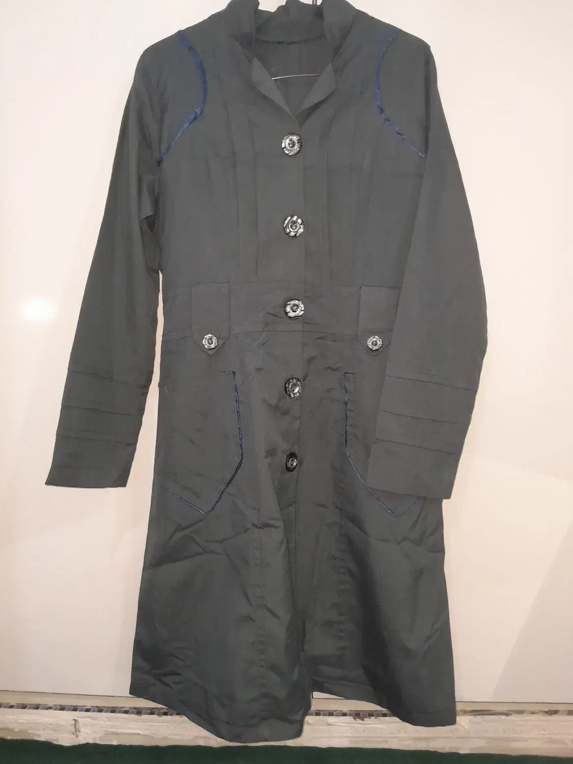 تعدادی مانتو ومقنعه در حد نو|لباس|اهواز, کوی مندلی(سه راه خرمشهر)|دیوار