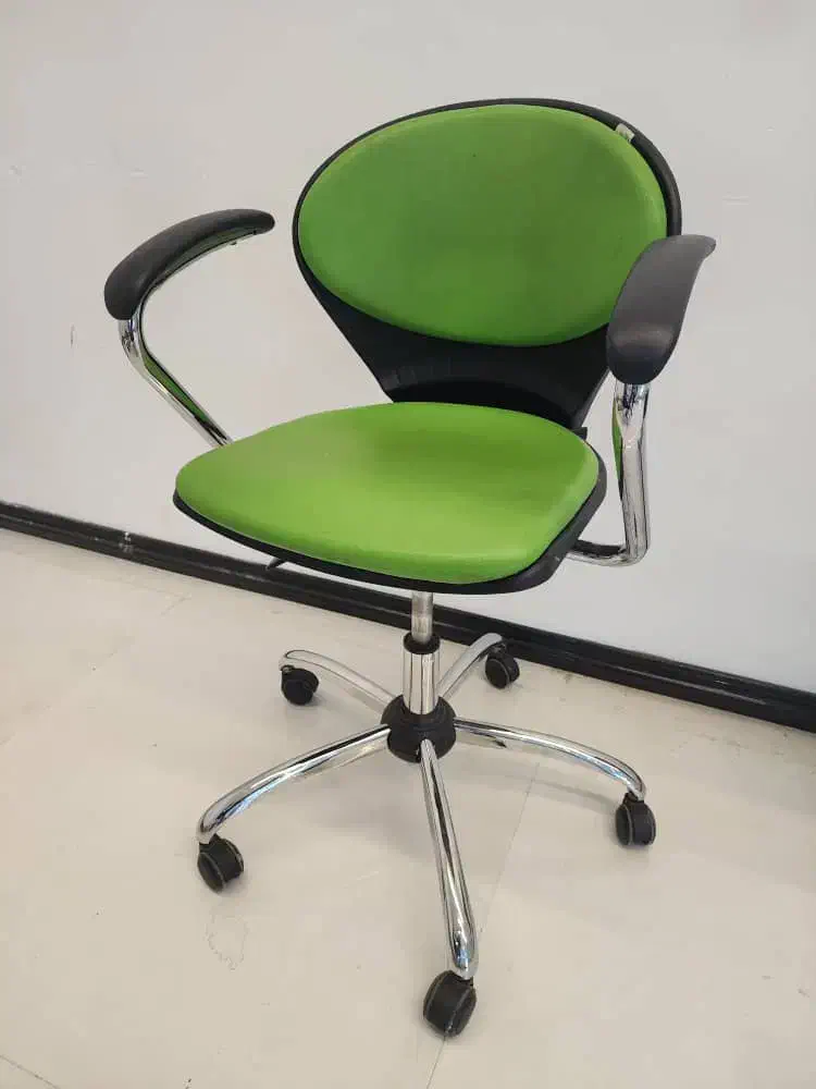 تعدادی صندلی|مبلمان اداری|بوشهر, |دیوار