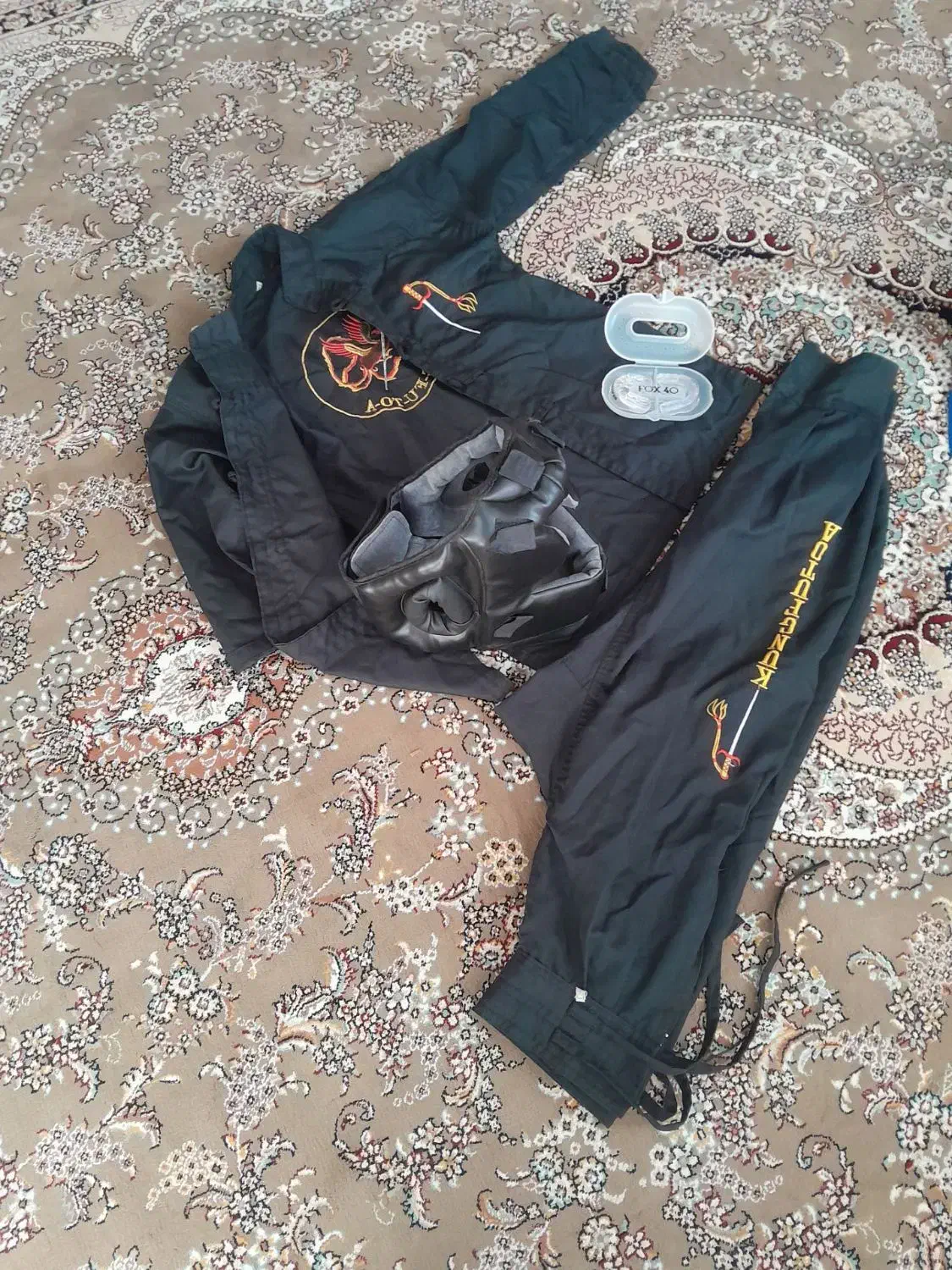 لباس کنگفو در حد نو|تجهیزات ورزشی|رباطکریم, رباطکریم|دیوار