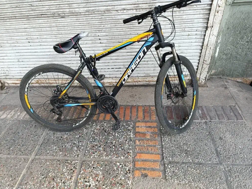 دوچرخه سالم در حد نو|دوچرخه، اسکیت، اسکوتر|شیراز, بازار|دیوار