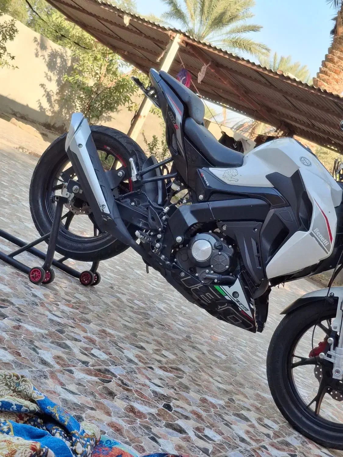 موتور  بنلی 180s|موتورسیکلت|بلوک, |دیوار