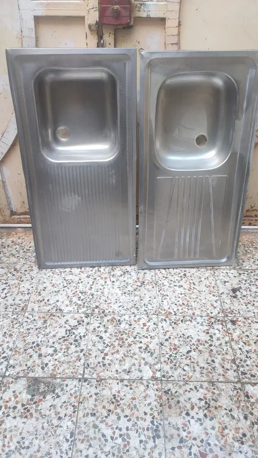 «دو عدد سینک ظرفشویی|آب‌چکان و نظم‌دهنده ظروف|شوش, |دیوار