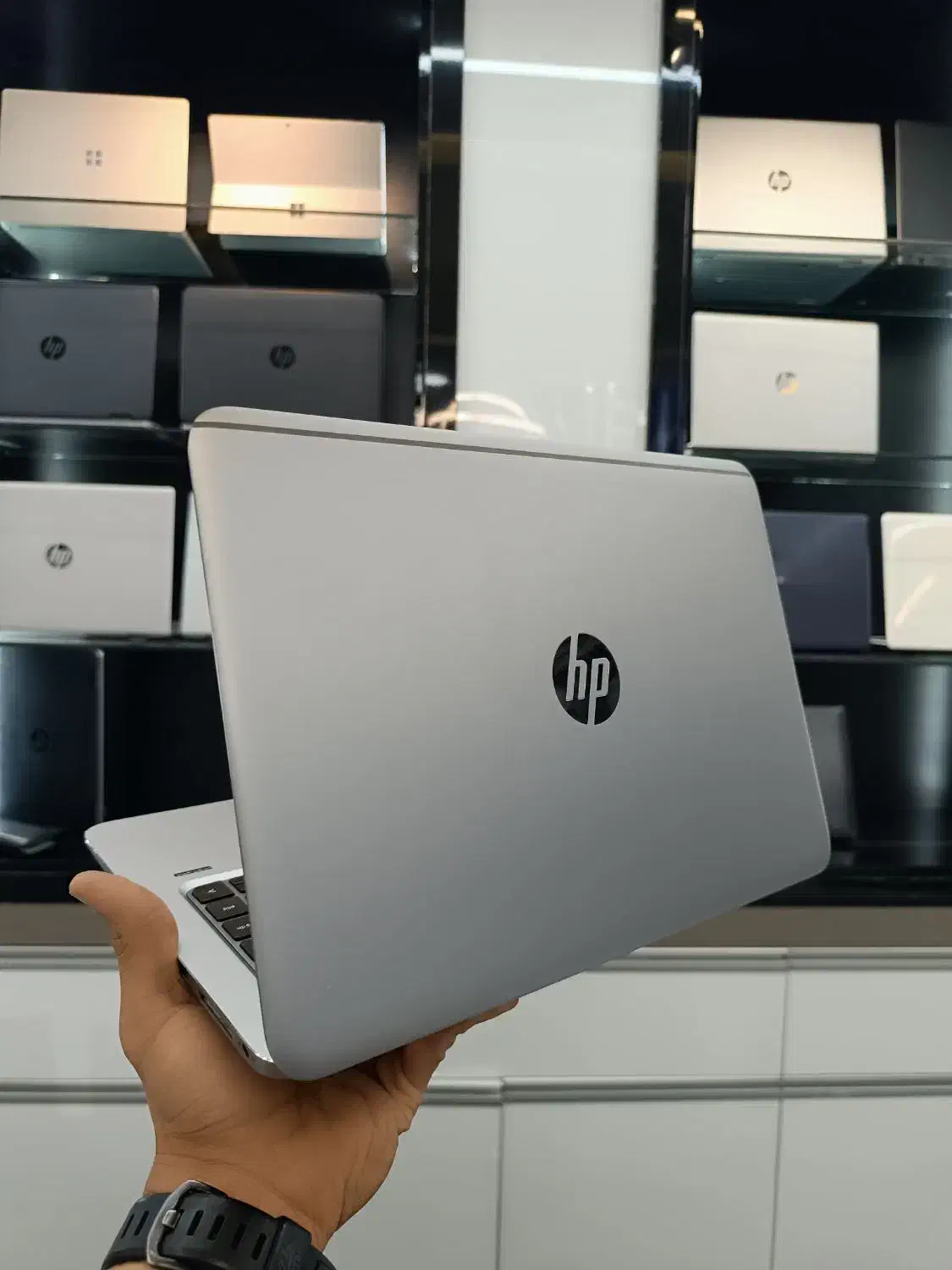 ظریف،پرسرعت،SSDدار، پردازنده i7،بدنه فلزی|رایانه همراه|کرمانشاه, |دیوار