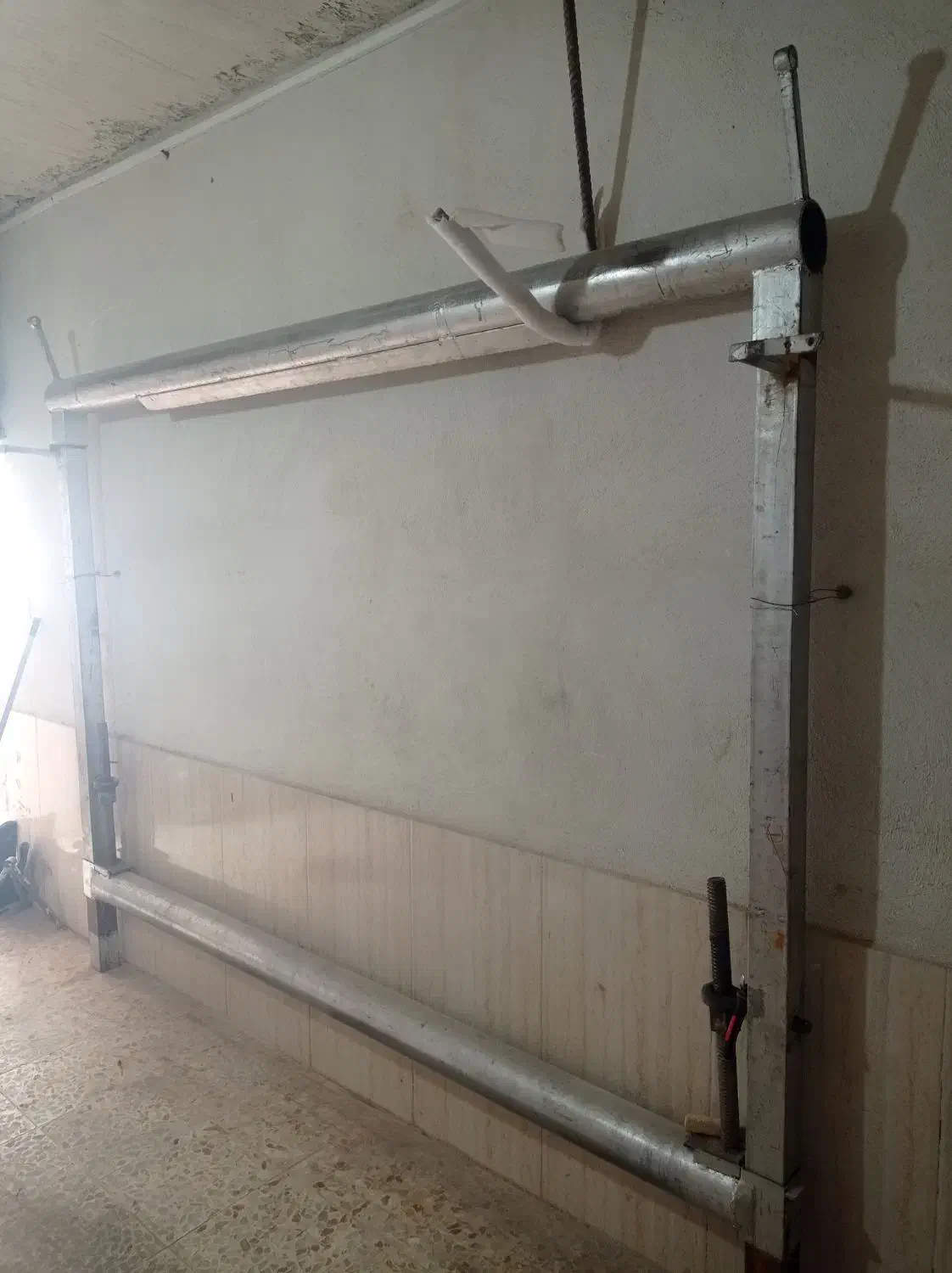 دارقالی فلزی|ابزارآلات|هریس, |دیوار