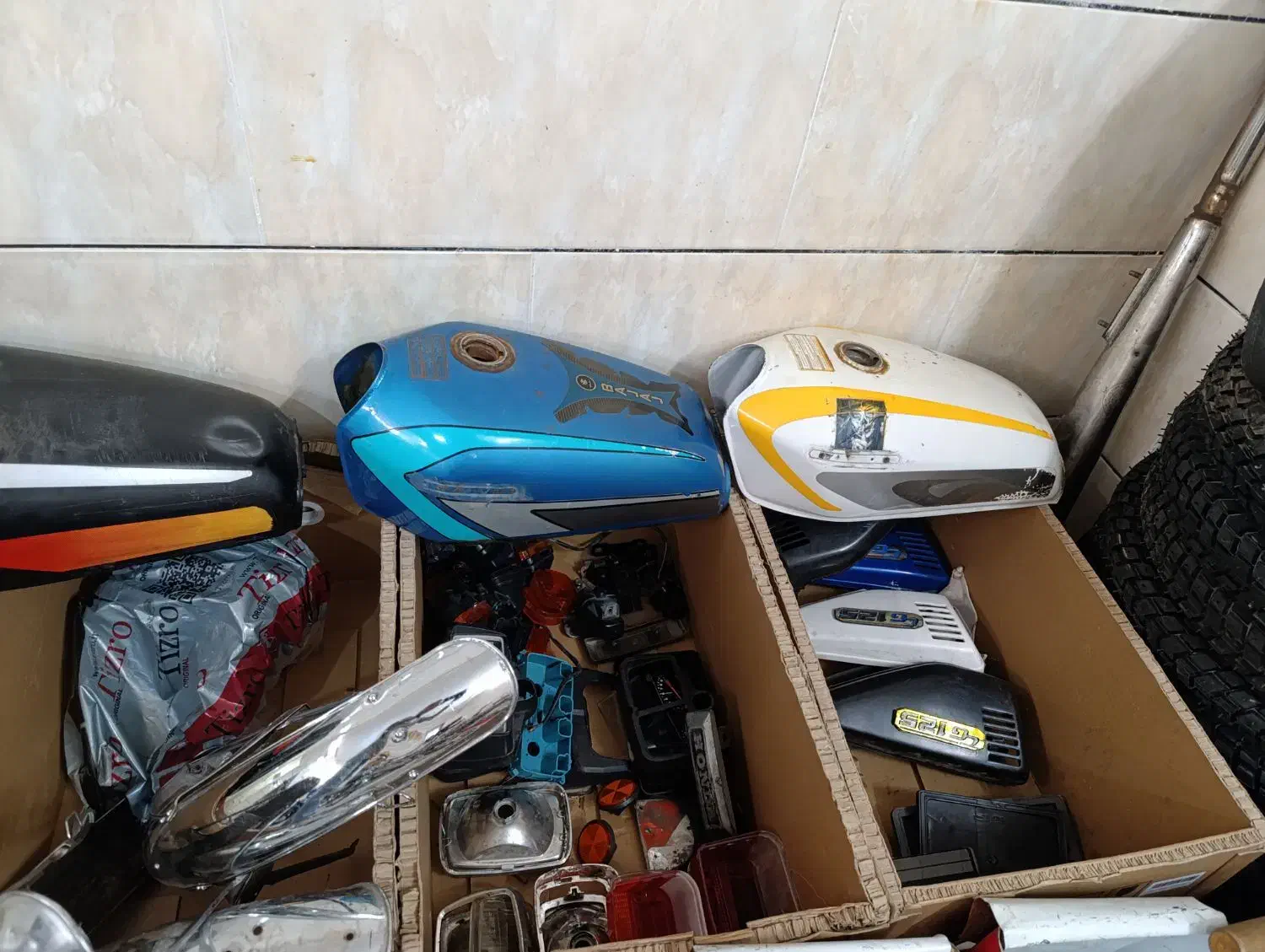 انواع لوازم استوک موتور سیکلت|قطعات یدکی و لوازم جانبی|شاهرود, |دیوار