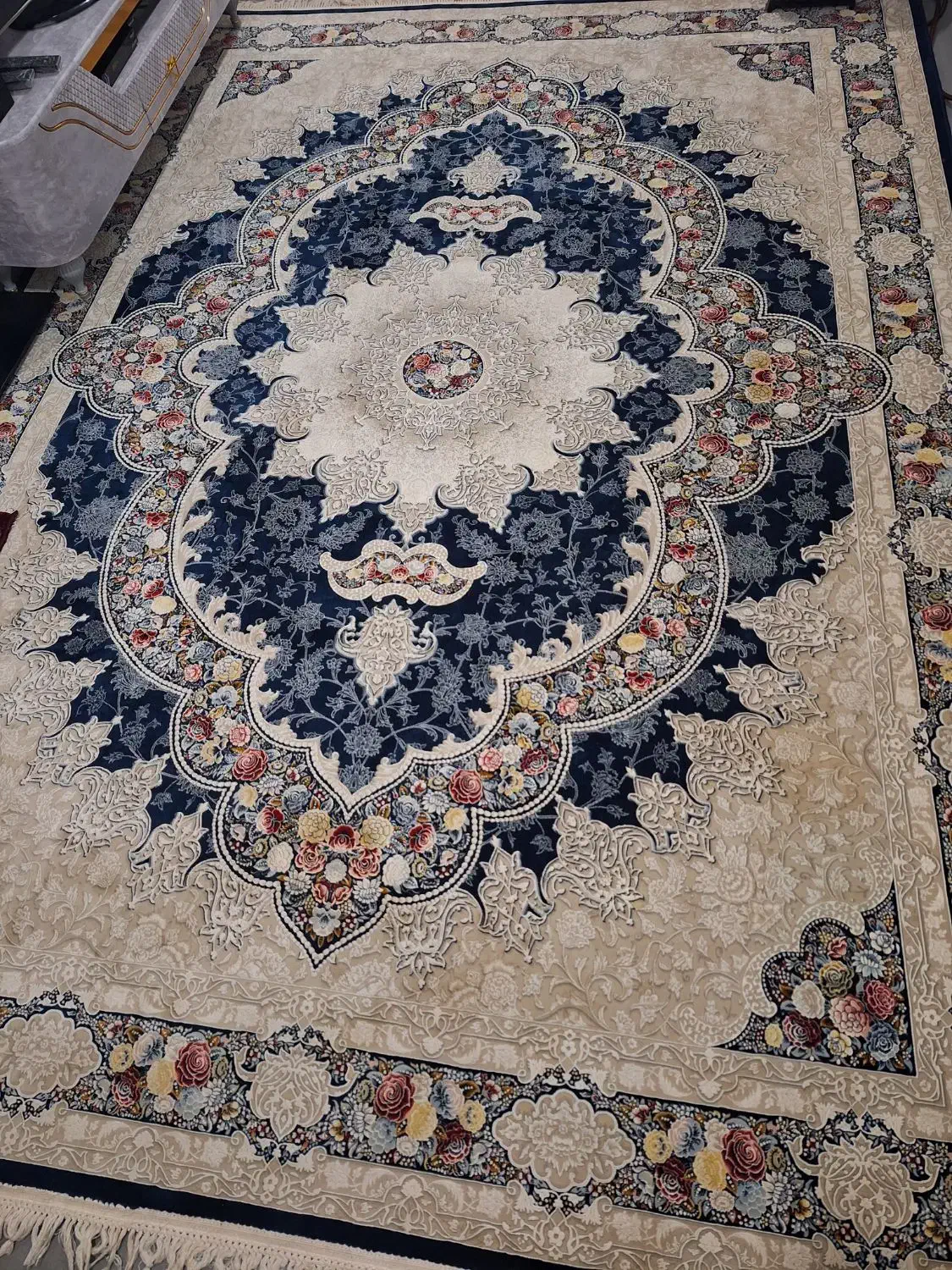 فرش ۹متری۱۲۰۰ شانه|فرش|چهارباغ, |دیوار