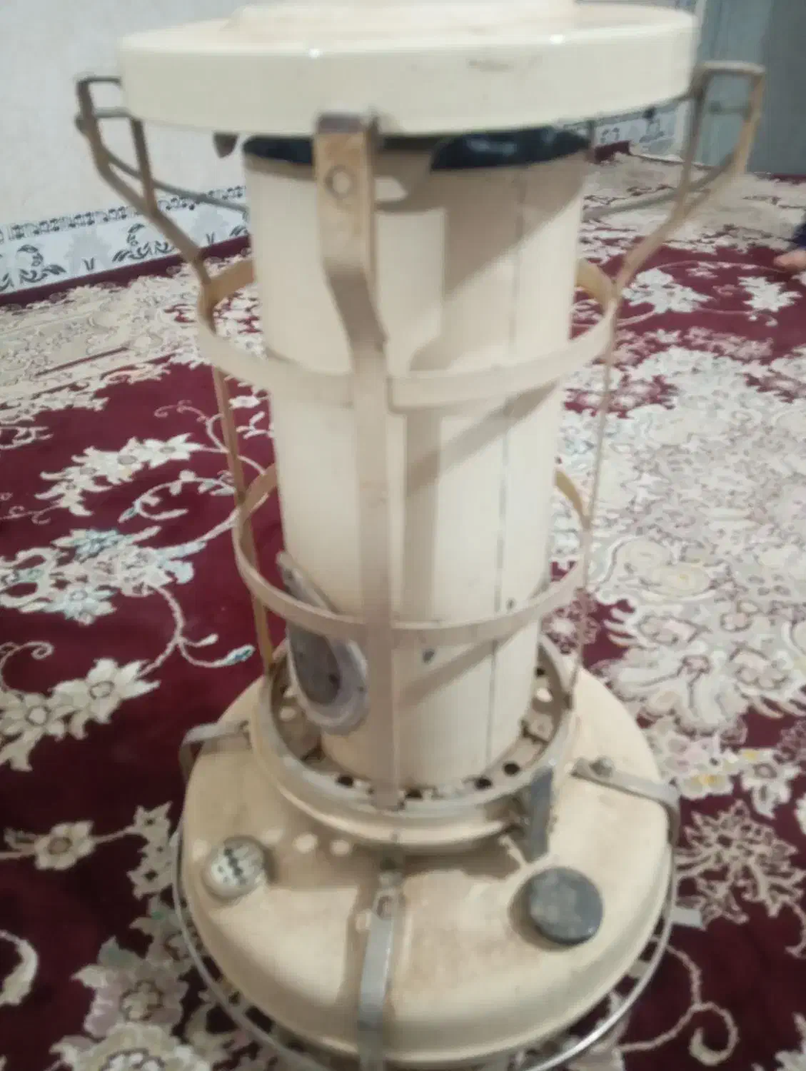 چراغ نفتی|بخاری، هیتر، شومینه|جلگه ماژان, |دیوار