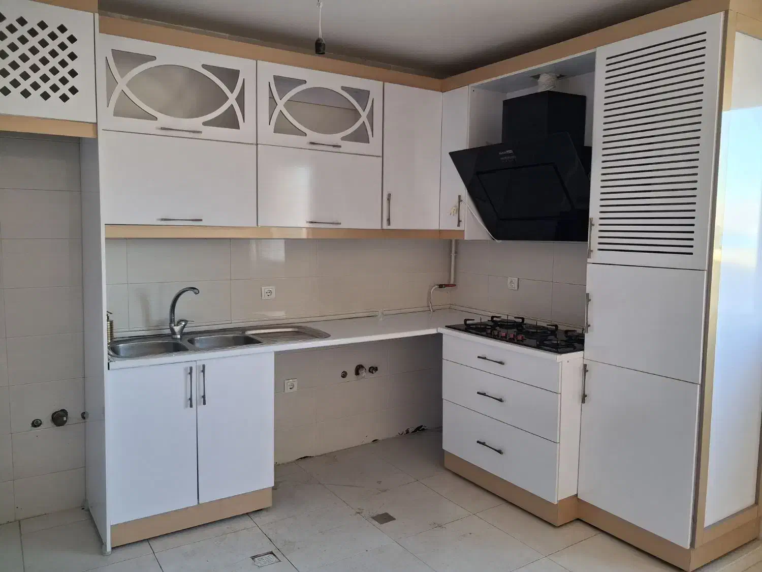 کابینت نو و مرتب|آبچکان و نظمدهنده ظروف|سنندج, |دیوار