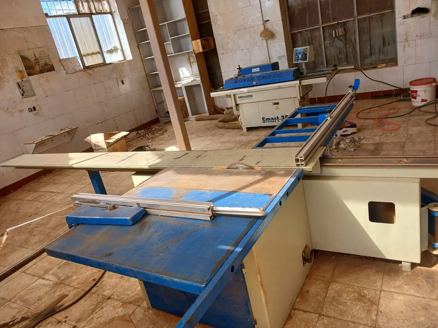 فروش دستگاه لبه چسبان پی وی سی و دستگاه برش|ماشین‌آلات صنعتی|نائین, |دیوار