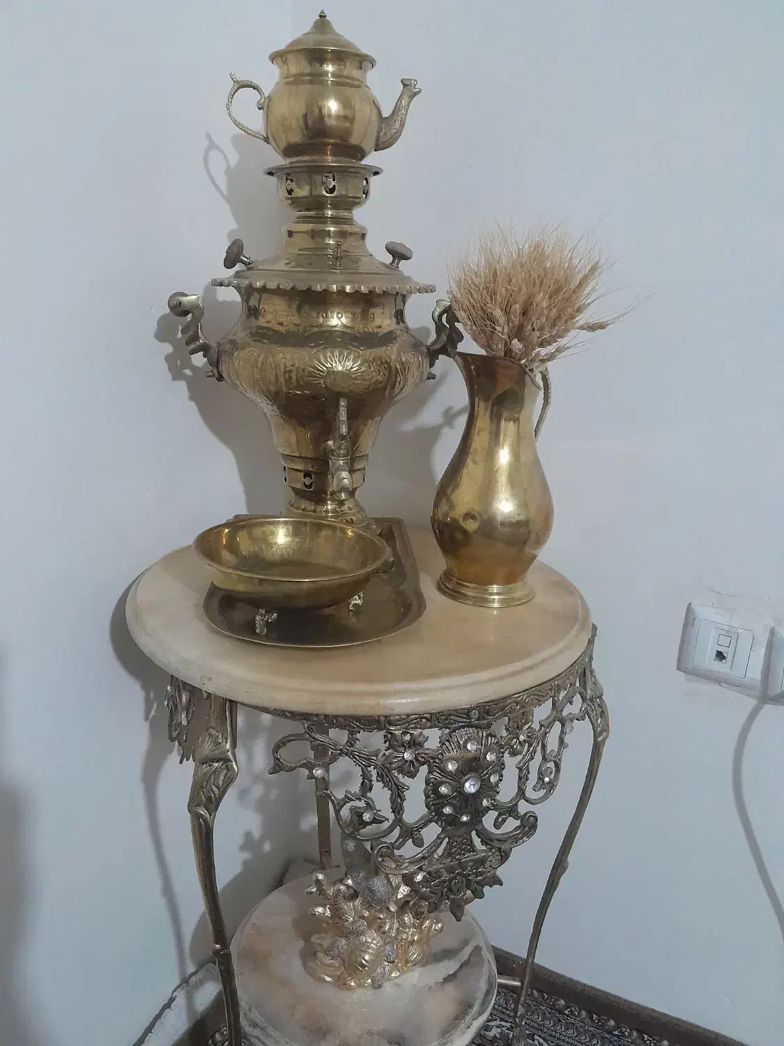 ست سماور زغالی ومیز برنجی|صنایع دستی و سایر لوازم تزئینی|کرج, حصارک پایین|دیوار