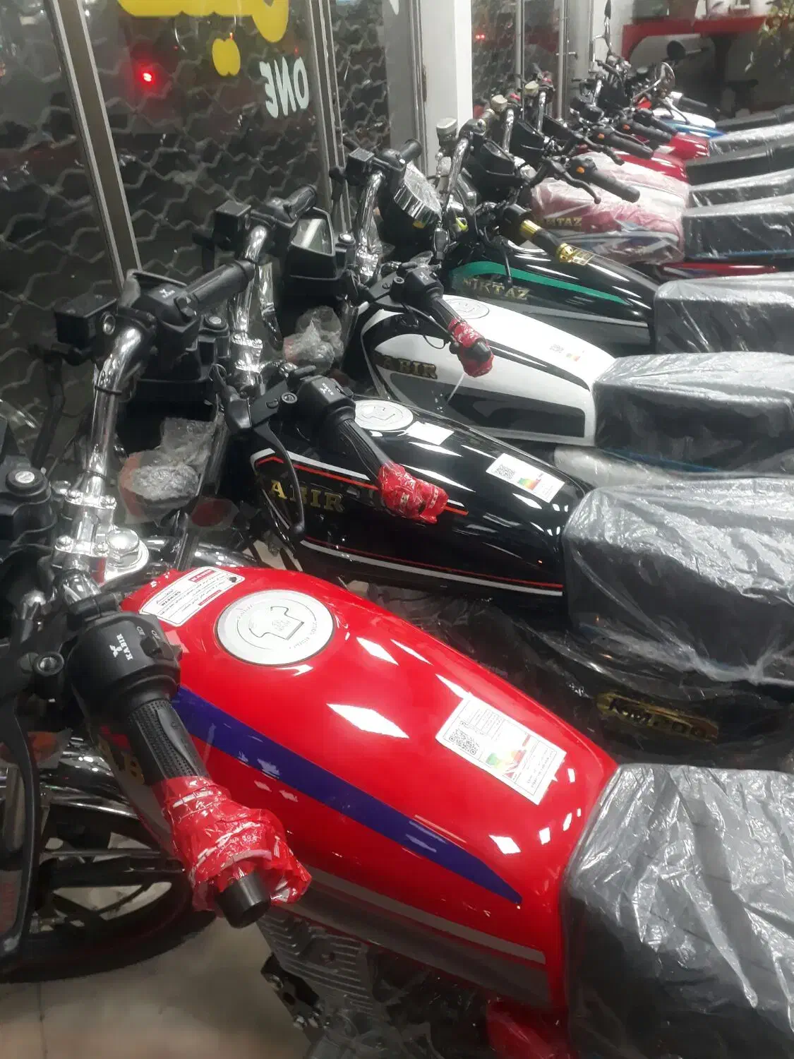 تریل فلات ۲۰۰خشک(بنزین ریخته نشده)|موتورسیکلت|مرند, |دیوار