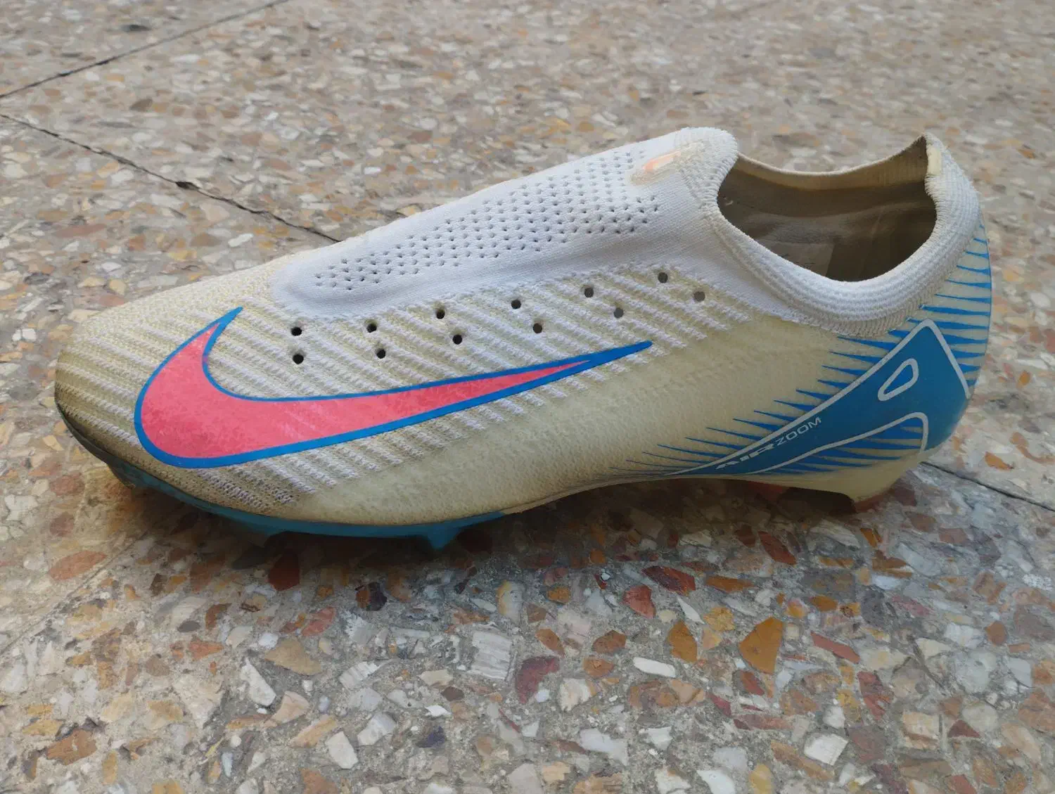 کفش استوک ایرزوم نو سایز44|کیف، کفش، کمربند|خرمآباد, |دیوار