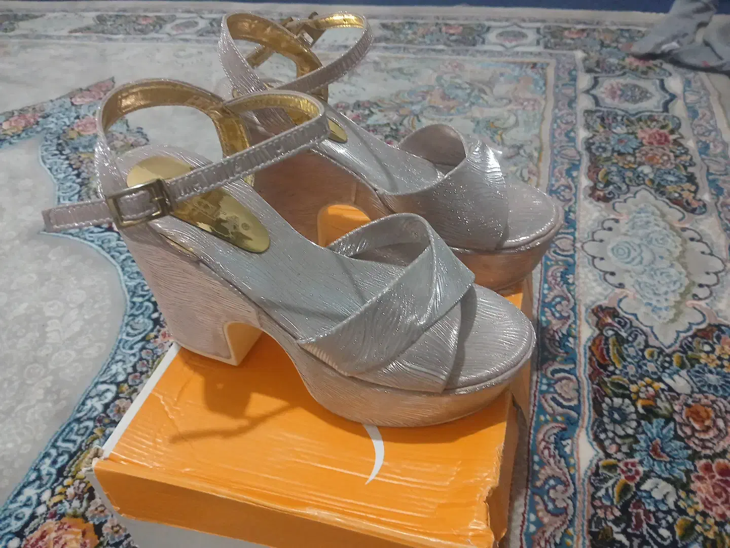 کفش شیک و بلند|کیف، کفش، کمربند|سقز, |دیوار