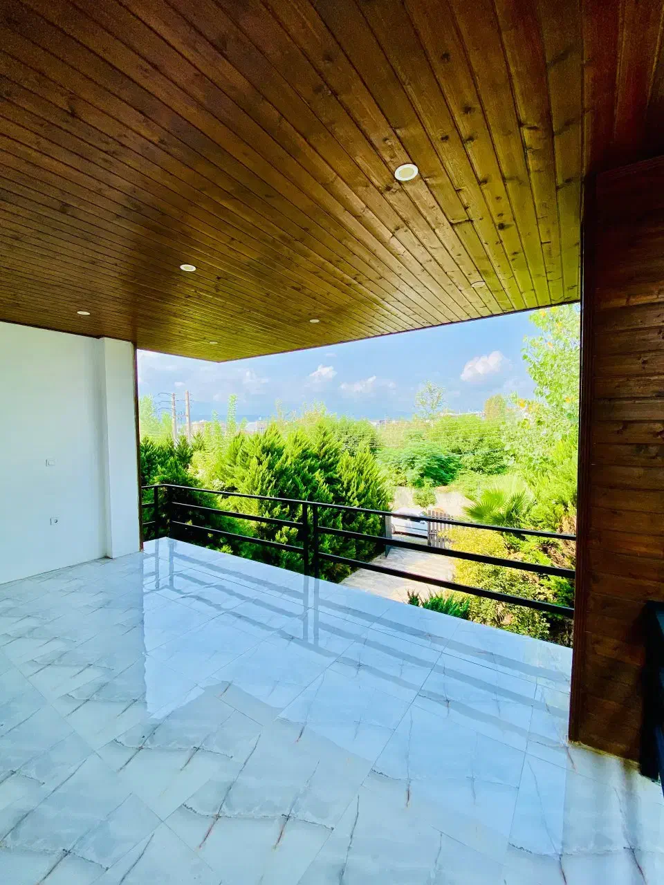 تراسش وقتی اینه/برو آخرین عکس نماشو ببین فقط|فروش خانه و ویلا|امامزاده عبدالله, |دیوار