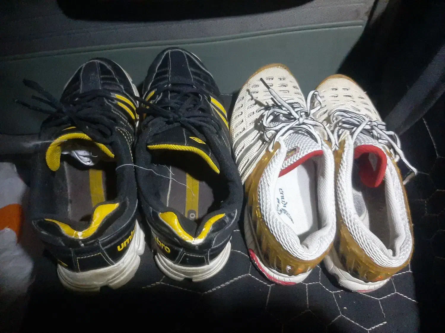 دوجفت کفش فوتبالی سالم درحد نو|ورزشهای توپی|قدس, شهرقدس|دیوار