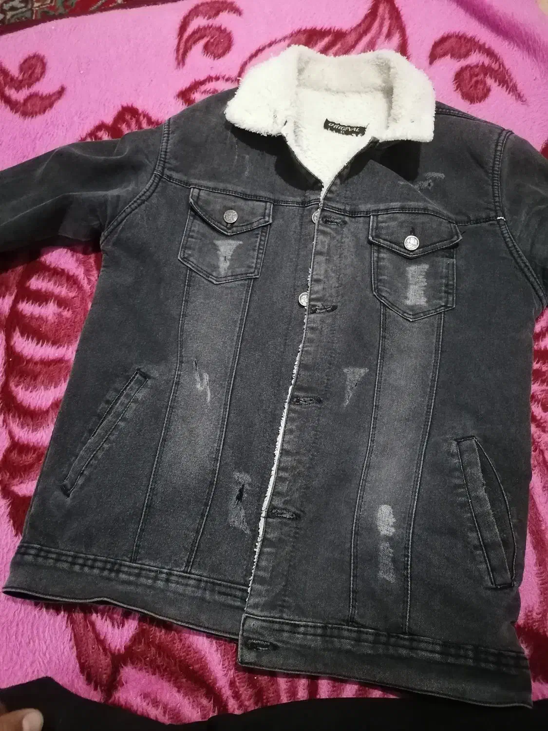 کت لی|لباس|سقز, |دیوار