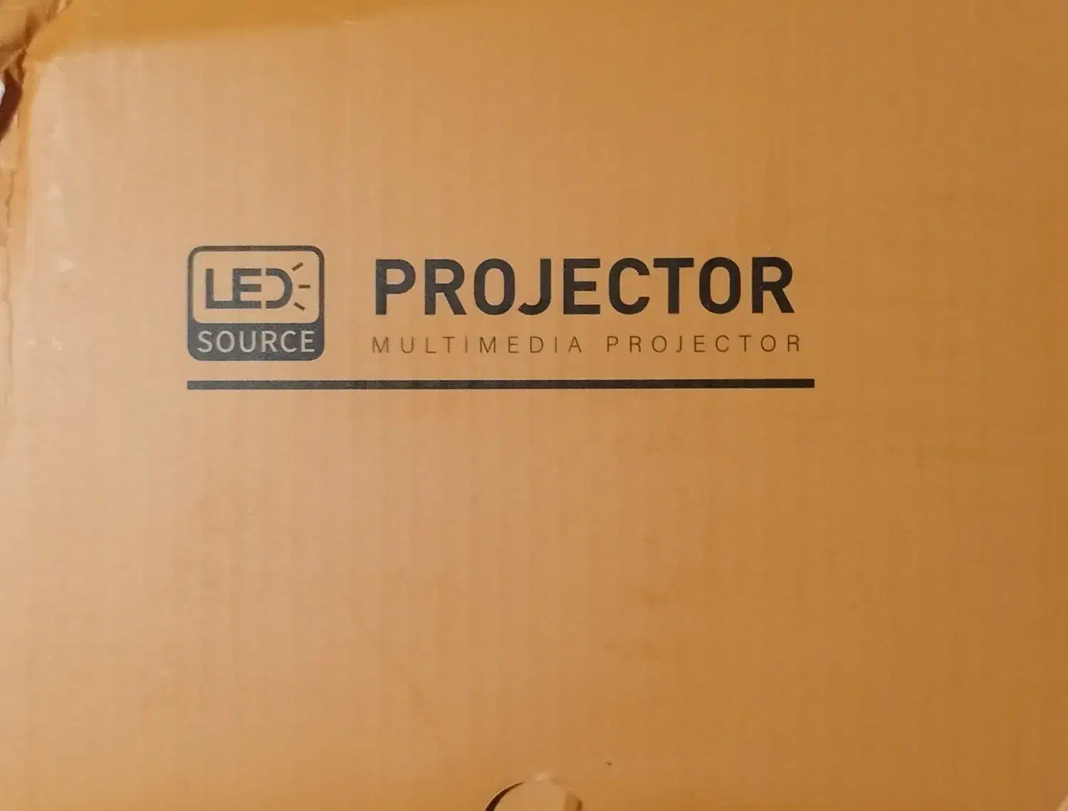 پروژکتور پرتابل با کیفیت 4K|تلویزیون و پروژکتور|شیراز, کلاهدوز|دیوار