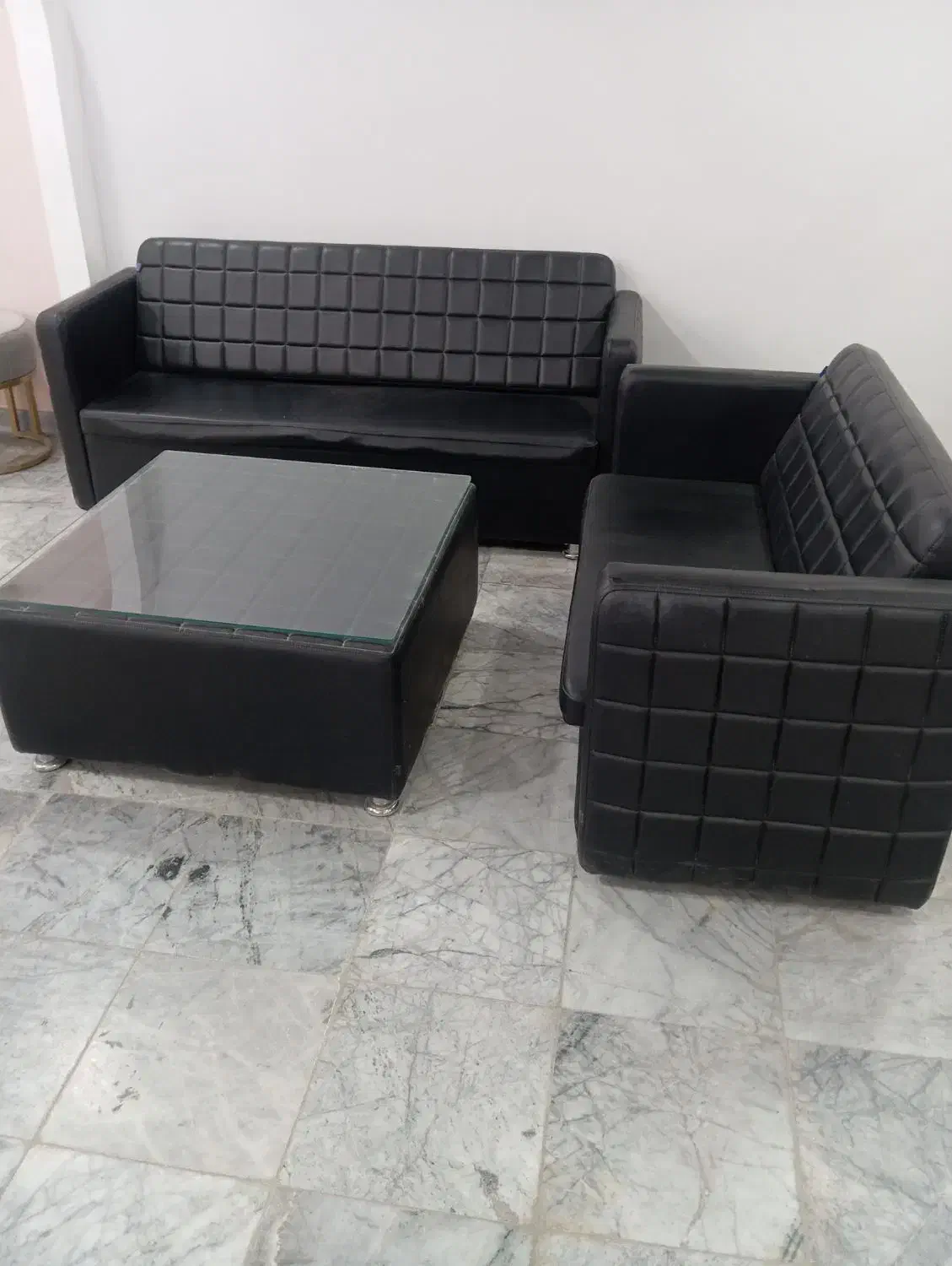 مبل|مبلمان خانگی و میز عسلی|قائن, |دیوار