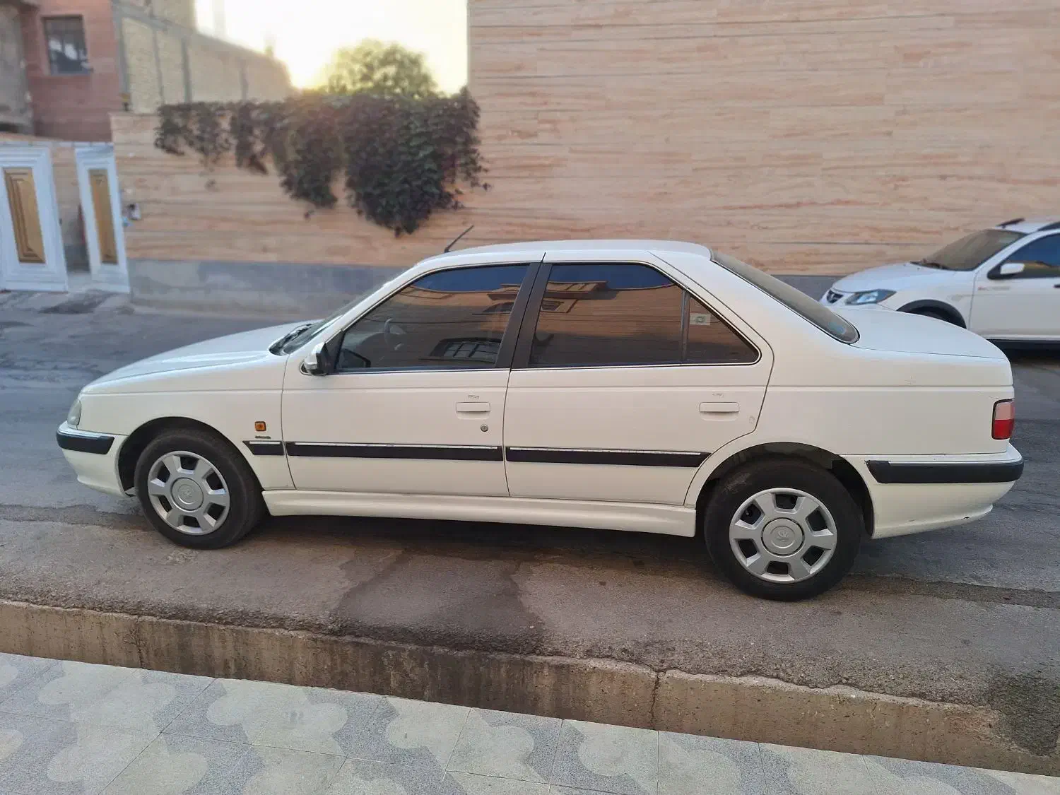 پژوپارس اتوماتیک|خودرو سواری و وانت|شیراز, شهرک مطهری|دیوار