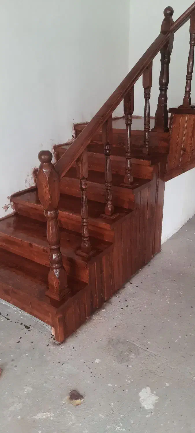 خدمات ساخت پله تمام چوب|مصالح و تجهیزات ساختمان|کلاردشت, |دیوار