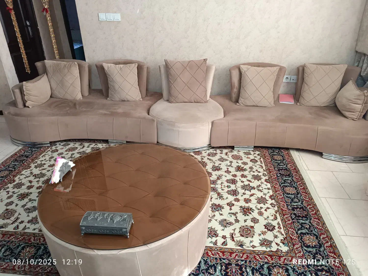 یک دست مبل ال یو فرانسوی به همراه میز|مبلمان خانگی و میز عسلی|شاندیز, |دیوار