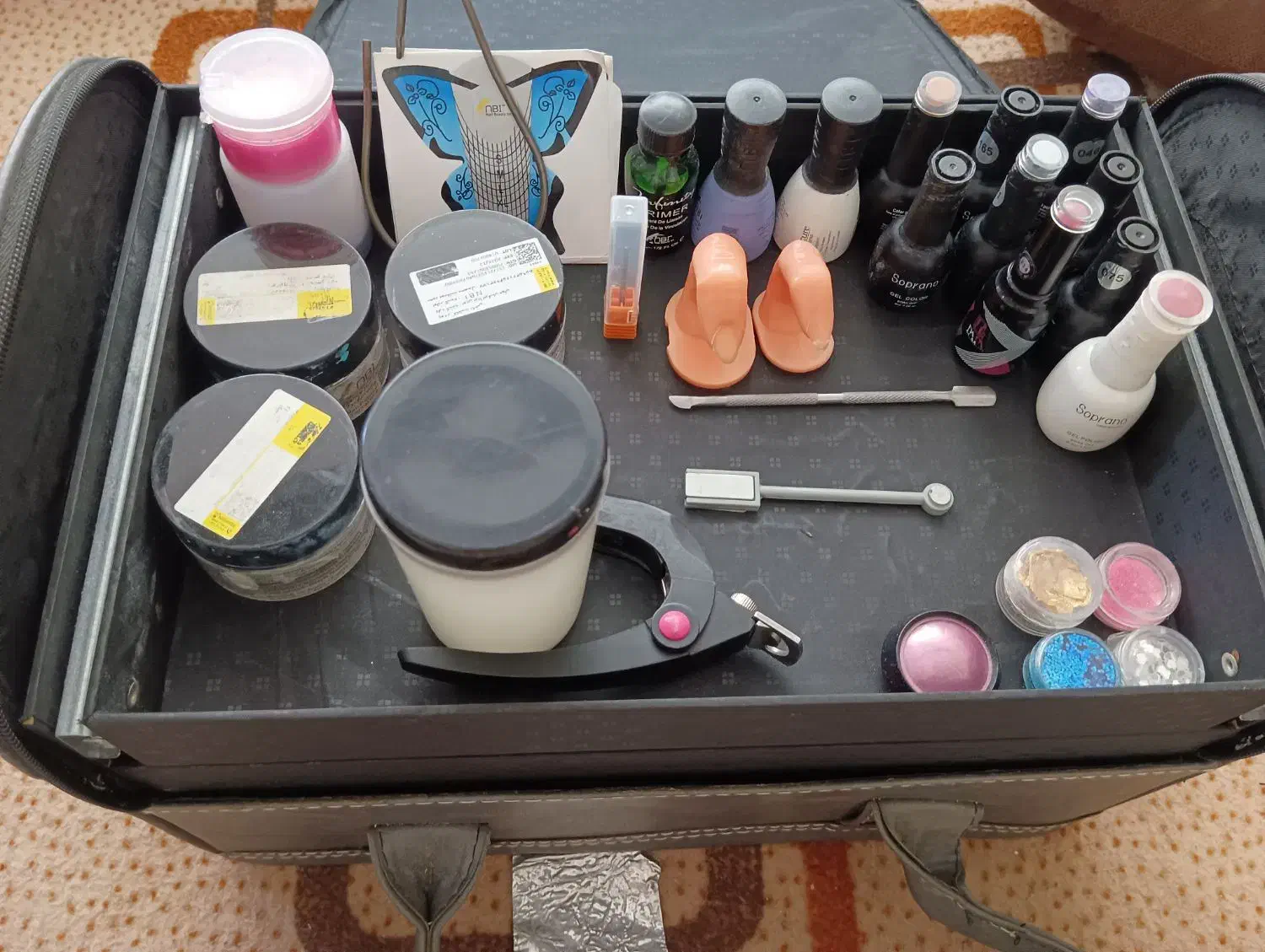 لوازم کاشت ناخن|آرایشی، بهداشتی، درمانی|همدان, |دیوار