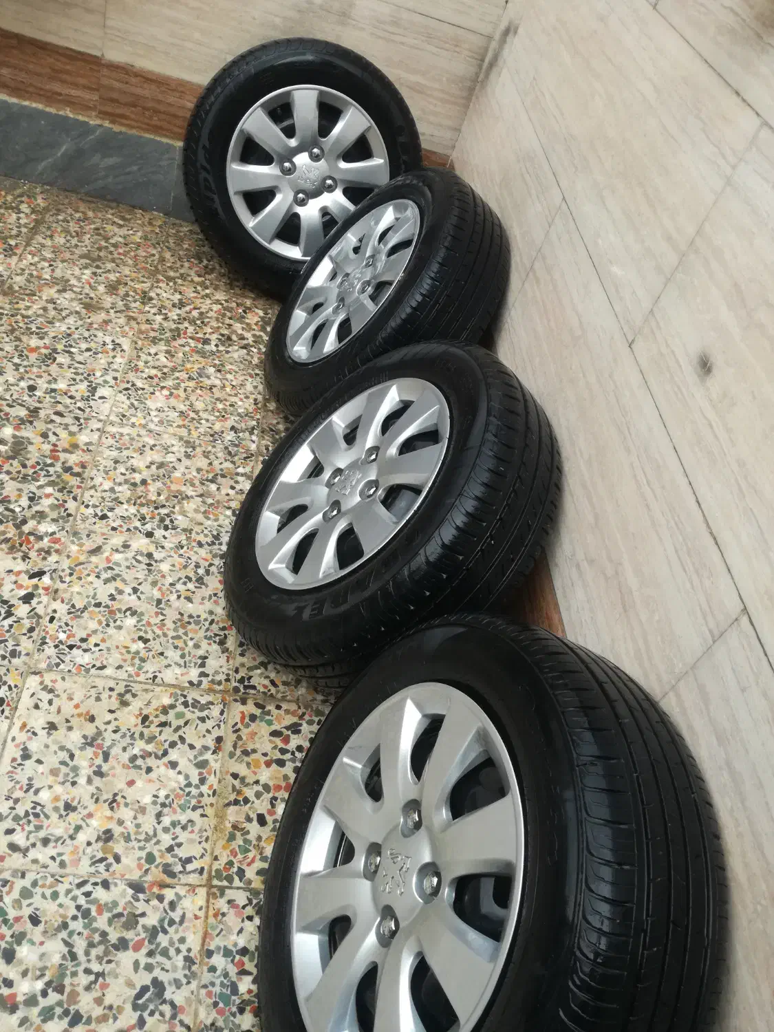 لاستیک سایز 14 با رینگ فولادی|قطعات یدکی و لوازم جانبی|کارون, |دیوار