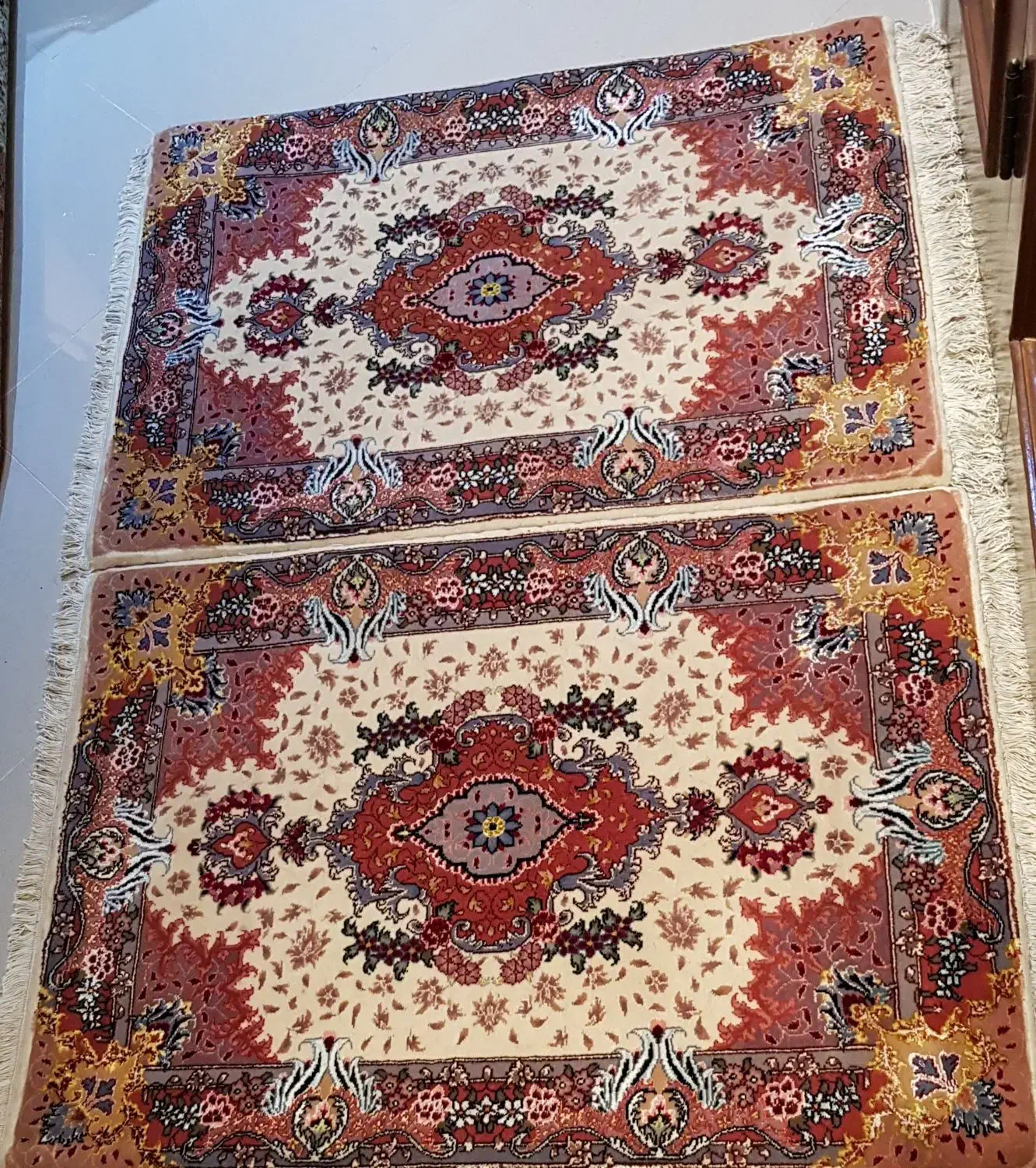 فرش دستبافت ابریشم دار 50 رج ،زرنیم ، قالیچه|فرش|تبریز, |دیوار