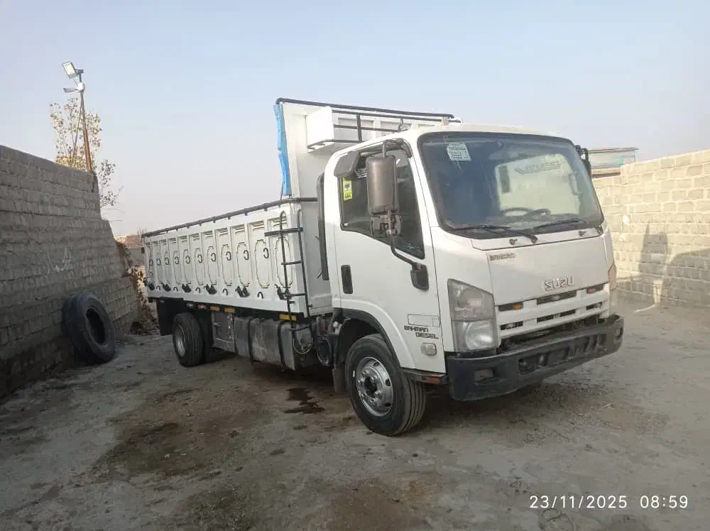 فروش ایسوزو۹۳ کله جدید 8تن|خودرو سنگین|بوکان, |دیوار