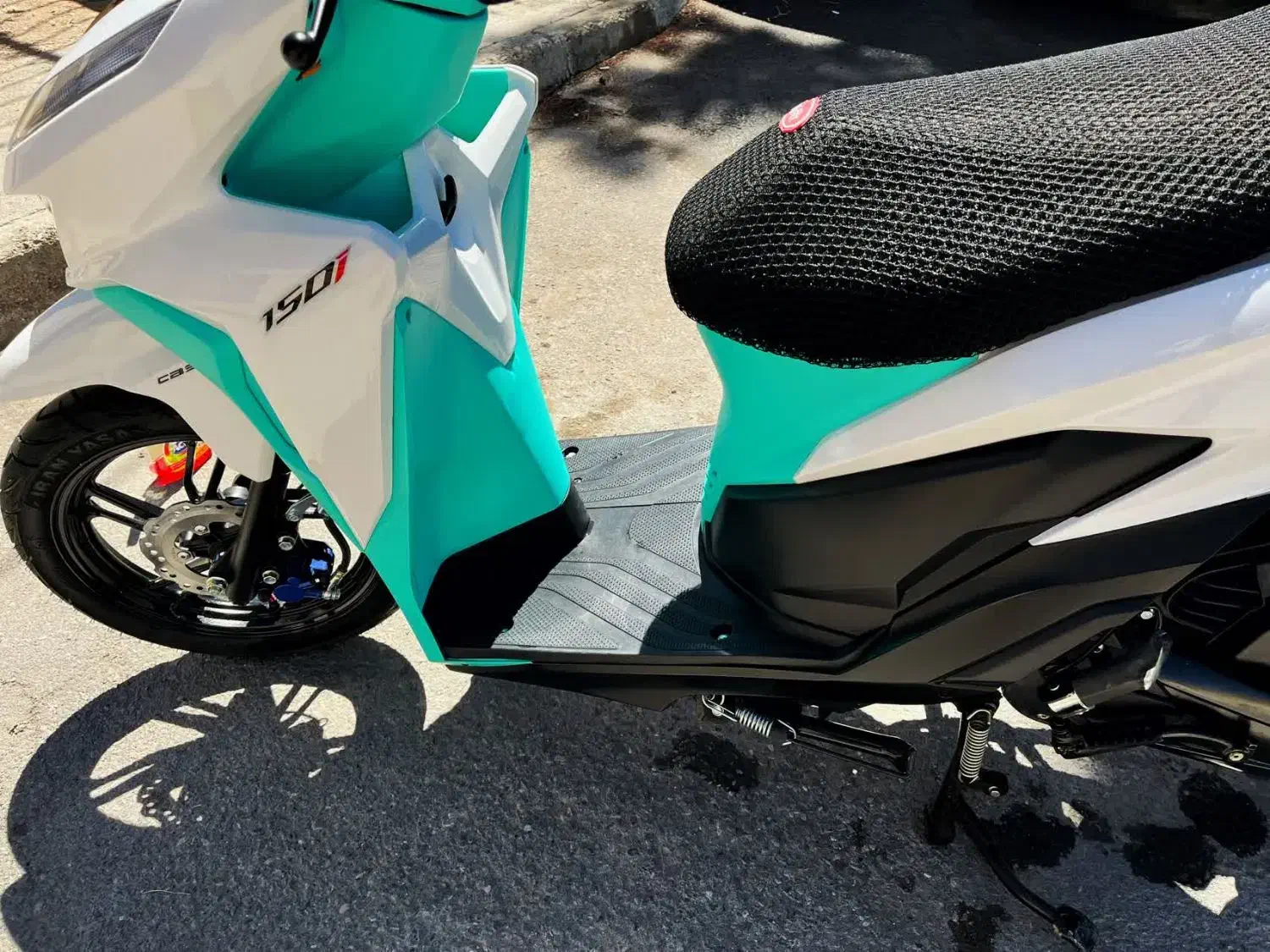 موتور کلیک 150|موتورسیکلت|مبارکه, |دیوار