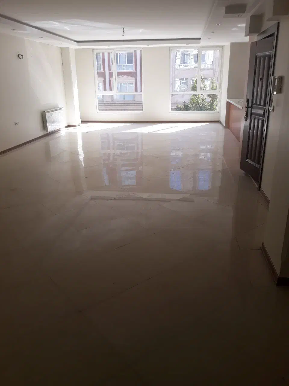 ** ۱۸۰ متر ۳خ فول آریافر گلدیس **